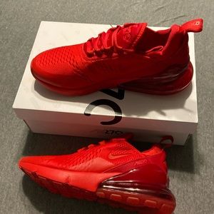 Air max 270 9.5 men new with box red